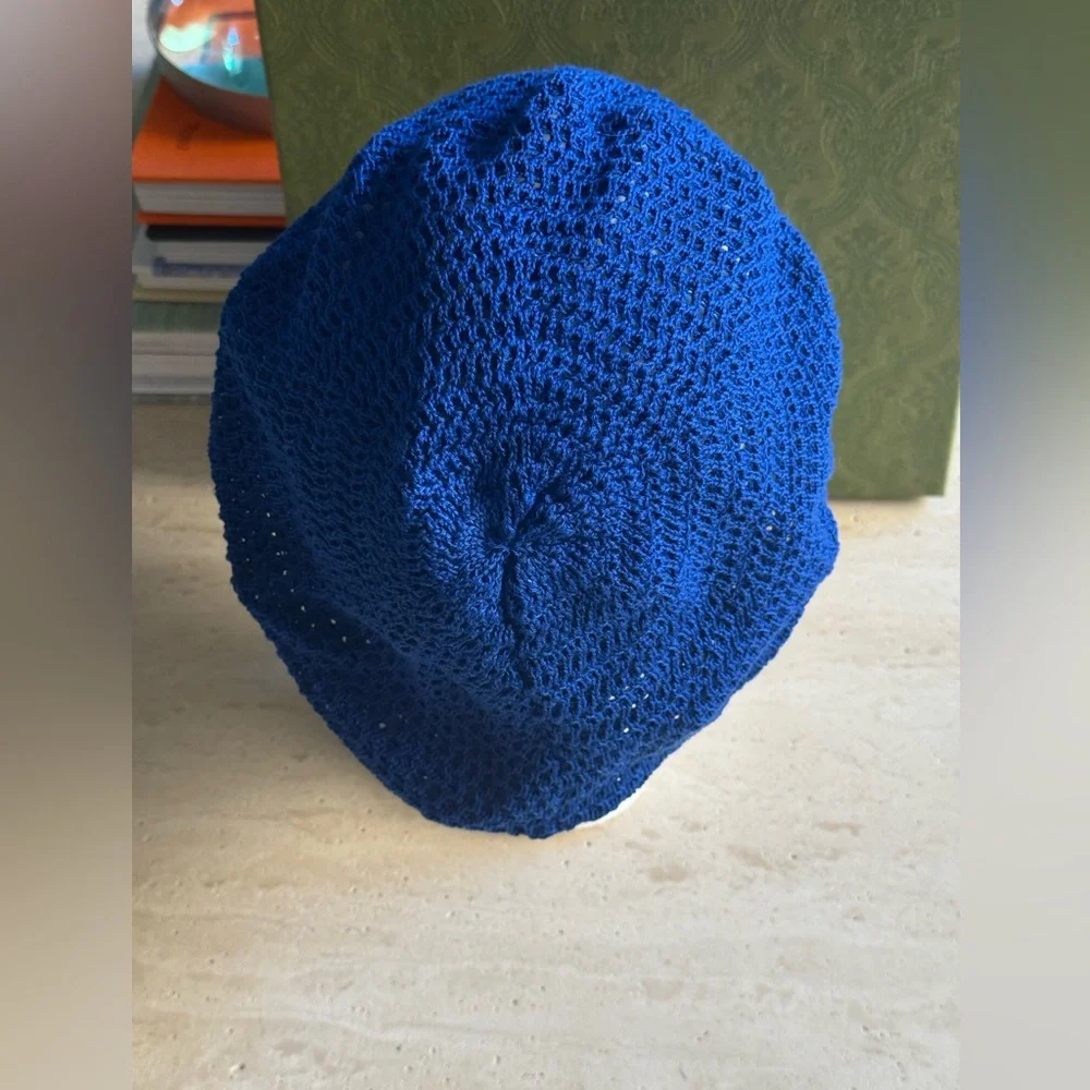 NWT GUCCI Tricot Cotton Hat– GG Logo